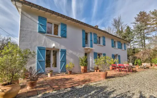 Maison À vendre 7 pièces 293 m²