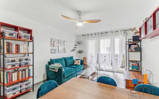 Appartement À vendre  4 pièces 92 m²